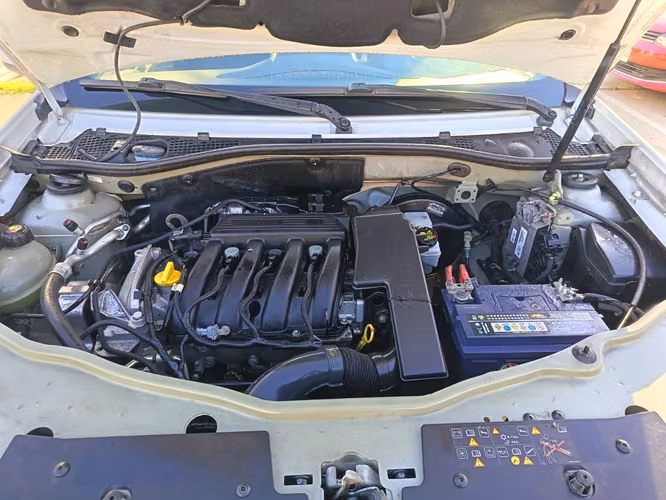 Renault Oroch 1.6 ZEN 4X2 DOB. CAB. CONNECT 6MT 4P. - Imagen 15
