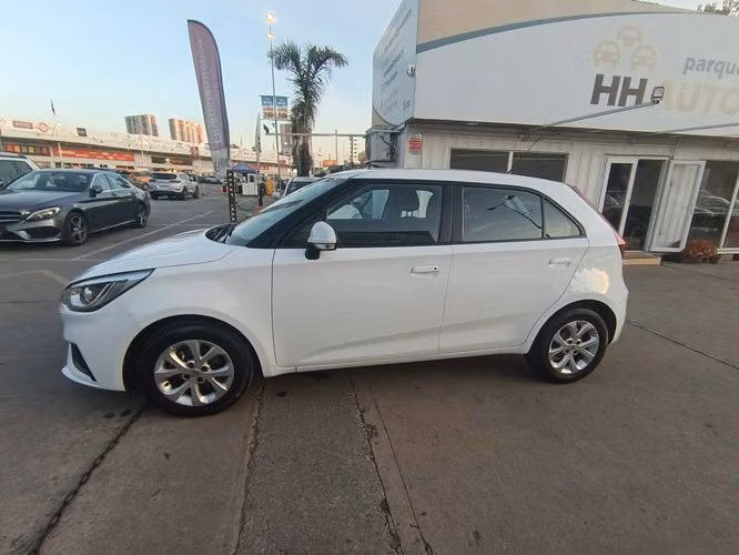 MG 3 1.5 STD 4X2 HB MT 5P. - Imagen 9