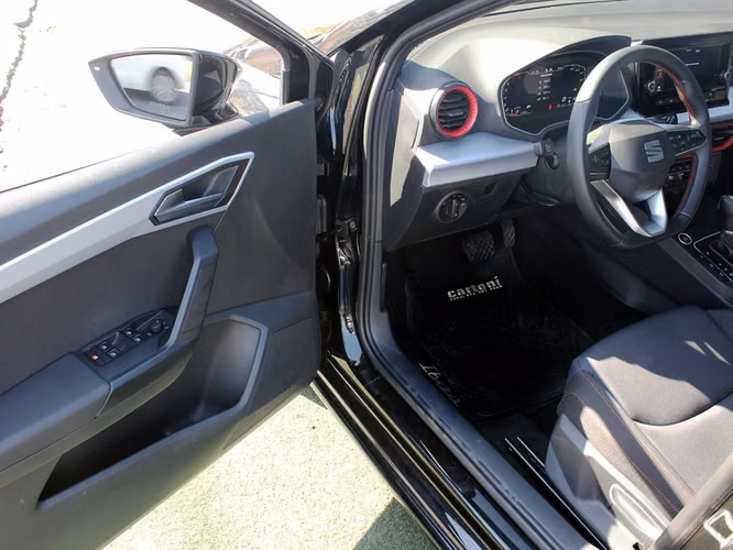 SEAT IBIZA FR 1.0 TSI AT 2025 - Imagen 17