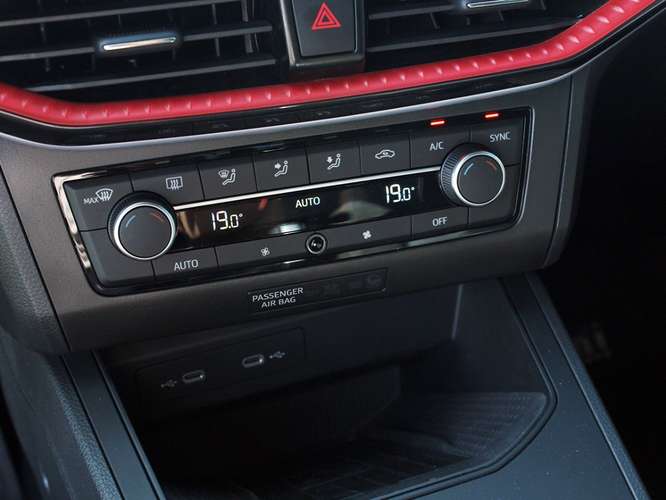 SEAT IBIZA FR 1.0 TSI AT 2025