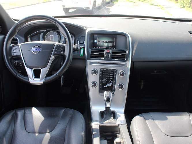 VOLVO XC60 T5 2.0 AWD 2017