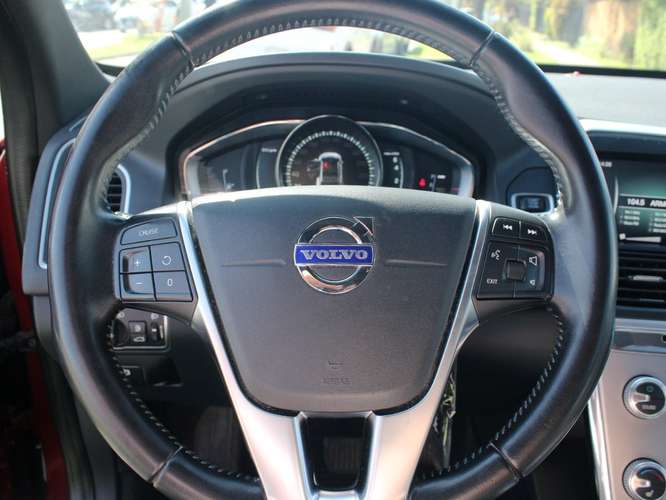 VOLVO XC60 T5 2.0 AWD 2017