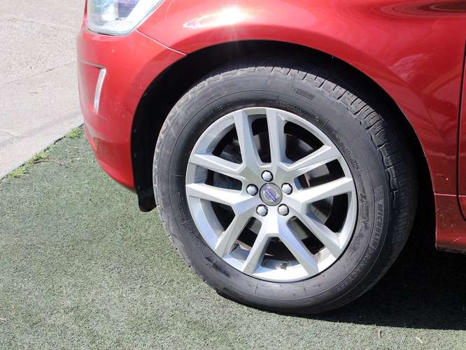 VOLVO XC60 T5 2.0 AWD 2017