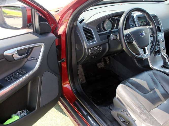 VOLVO XC60 T5 2.0 AWD 2017