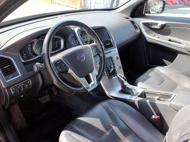 VOLVO XC60 T5 2.0 AWD 2017