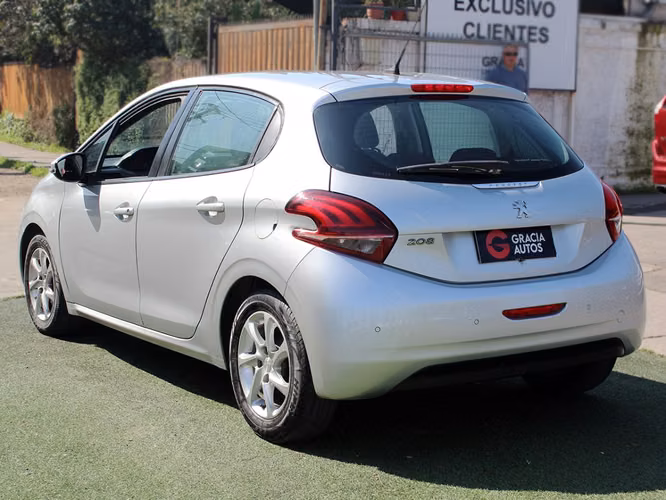 PEUGEOT 208 1.2 ACTIVE PURETECH 4X2 MT 5P 2018 - Imagen 6