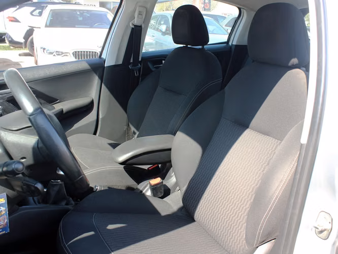PEUGEOT 208 1.2 ACTIVE PURETECH 4X2 MT 5P 2018 - Imagen 19