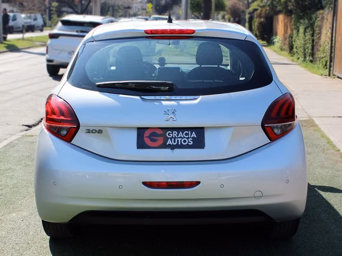 PEUGEOT 208 1.2 ACTIVE PURETECH 4X2 MT 5P 2018 - Imagen 5