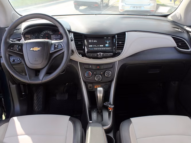 CHEVROLET TRACKER 1.8 LT AWD AT 5P 2019 - Imagen 9