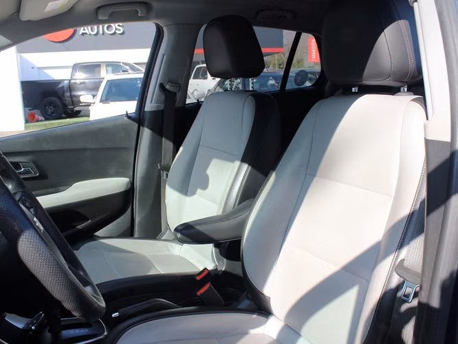 CHEVROLET TRACKER 1.8 LT AWD AT 5P 2019 - Imagen 18