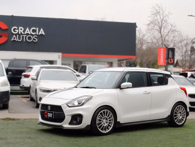 SUZUKI SWIFT SPORT 1.4 TURBO MECANICO (ADICIONALES) 2025