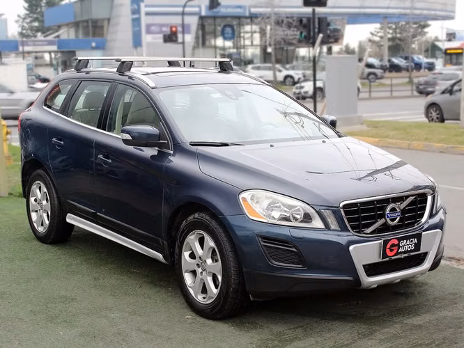 VOLVO XC60 2.0 T5 PLUS 4X2 AT 5P 2013 - Imagen 3