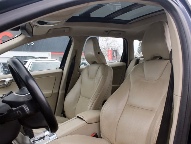 VOLVO XC60 2.0 T5 PLUS 4X2 AT 5P 2013 - Imagen 18