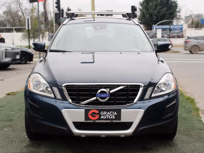 VOLVO XC60 2.0 T5 PLUS 4X2 AT 5P 2013 - Imagen 2