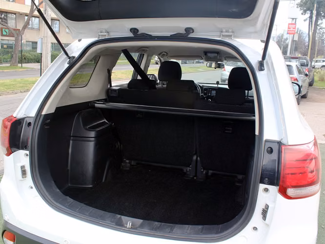 MITSUBISHI OUTLANDER 2.0 4X2 AT 2021 - Imagen 20