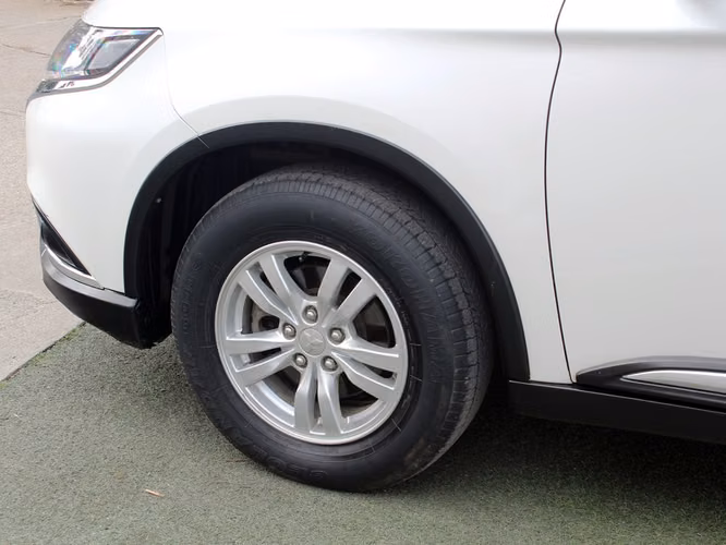 MITSUBISHI OUTLANDER 2.0 4X2 AT 2021 - Imagen 8