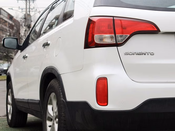 KIA SORENTO 2.2 EX DIESEL 4X2 7PAS 6MT 5P 2014 - Imagen 7