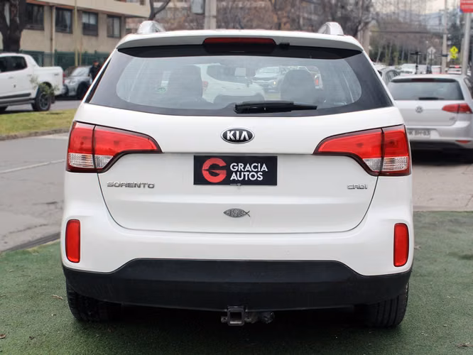 KIA SORENTO 2.2 EX DIESEL 4X2 7PAS 6MT 5P 2014 - Imagen 5
