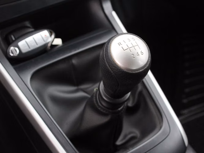 NISSAN SENTRA 1.8 MT ADVANCE 2021 - Imagen 15