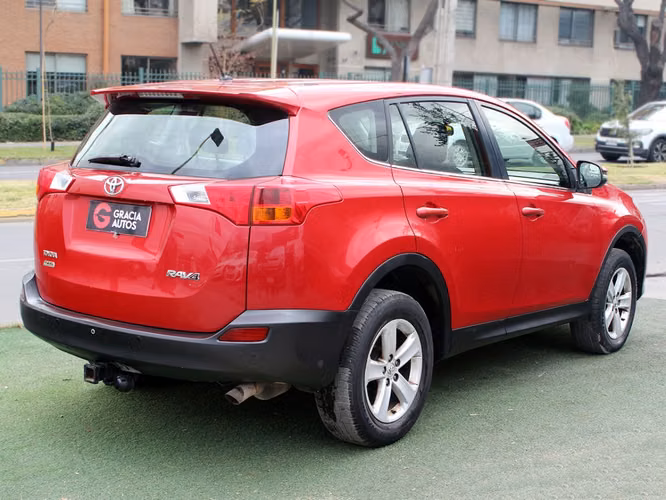 TOYOTA RAV 4 2.5 LUJO 4X2 AT 5P 2015 - Imagen 4