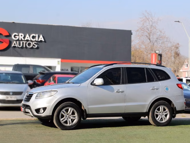 HYUNDAI SANTA FE 4X4 GLS 2.2 MT DIESEL 2012