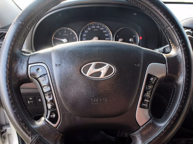 HYUNDAI SANTA FE 4X4 GLS 2.2 MT DIESEL 2012 - Imagen 10