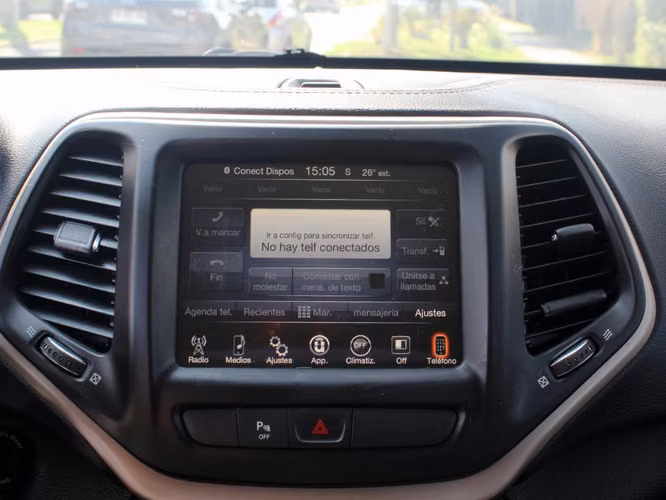 JEEP CHEROKEE LONGITUDE  2,4 AUT 2017 - Imagen 13