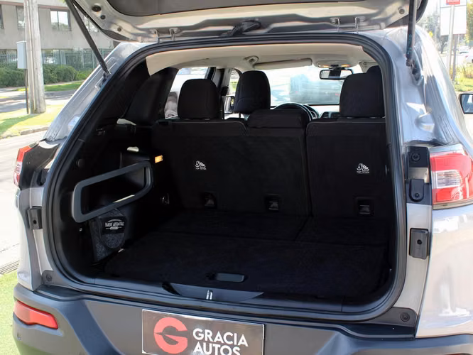 JEEP CHEROKEE LONGITUDE  2,4 AUT 2017 - Imagen 20