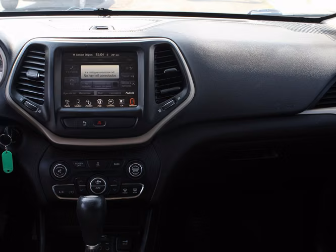 JEEP CHEROKEE LONGITUDE  2,4 AUT 2017 - Imagen 12