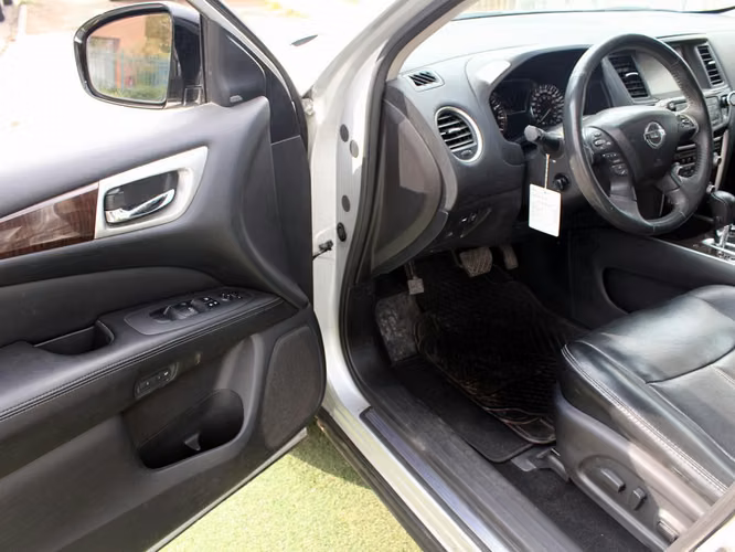 NISSAN PATHFINDER EXCLUSIVE 3.5 AUT 4WD 2017 - Imagen 16