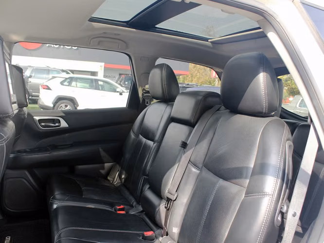 NISSAN PATHFINDER EXCLUSIVE 3.5 AUT 4WD 2017 - Imagen 20
