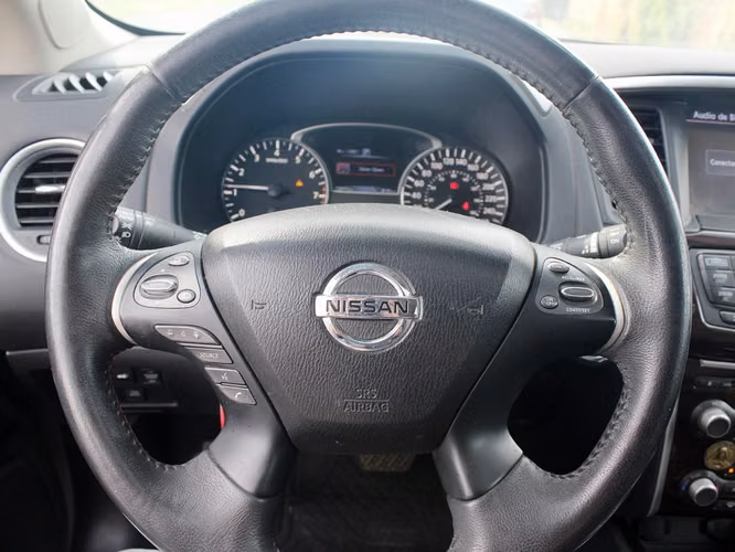 NISSAN PATHFINDER EXCLUSIVE 3.5 AUT 4WD 2017 - Imagen 9