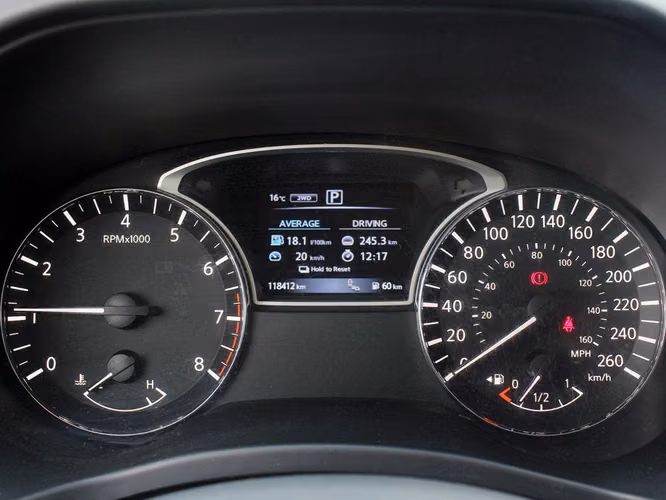 NISSAN PATHFINDER EXCLUSIVE 3.5 AUT 4WD 2017 - Imagen 10