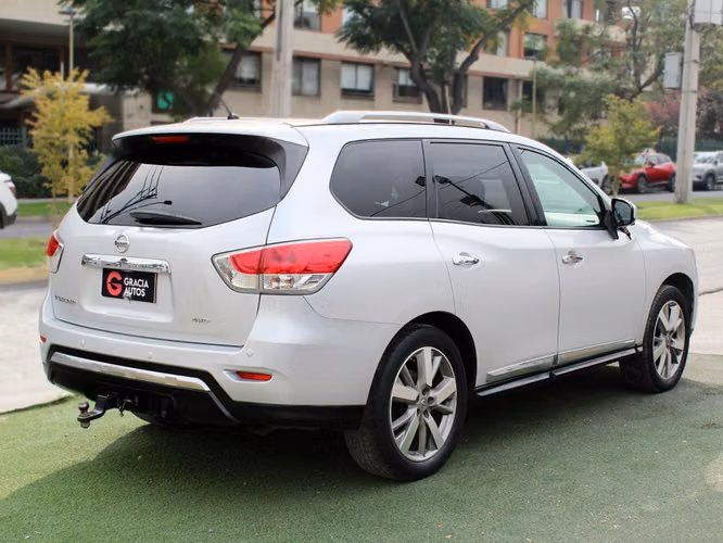 NISSAN PATHFINDER EXCLUSIVE 3.5 AUT 4WD 2017 - Imagen 4