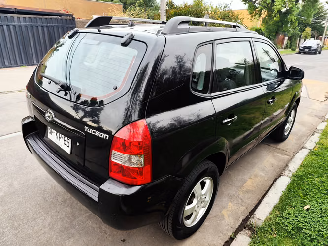 HYUNDAI TUCSON - Imagen 6