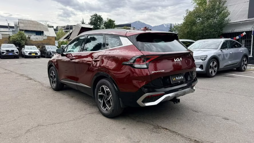 Kia Sportage EX 2.0 (2022) - Imagen 2