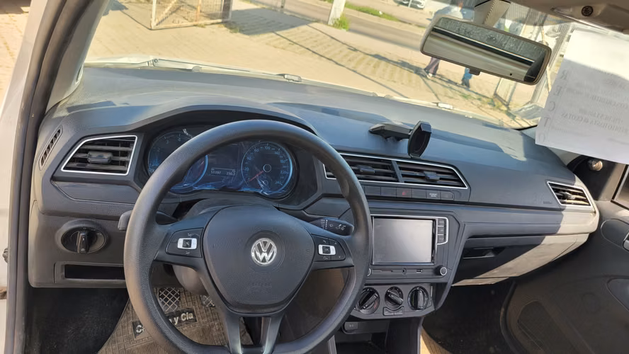 Volkswagen SAVEIRO DC 4X2 1.6 FULL MEC. 1.6 • 4x2 • Mecánica • 2023 - Imagen 11