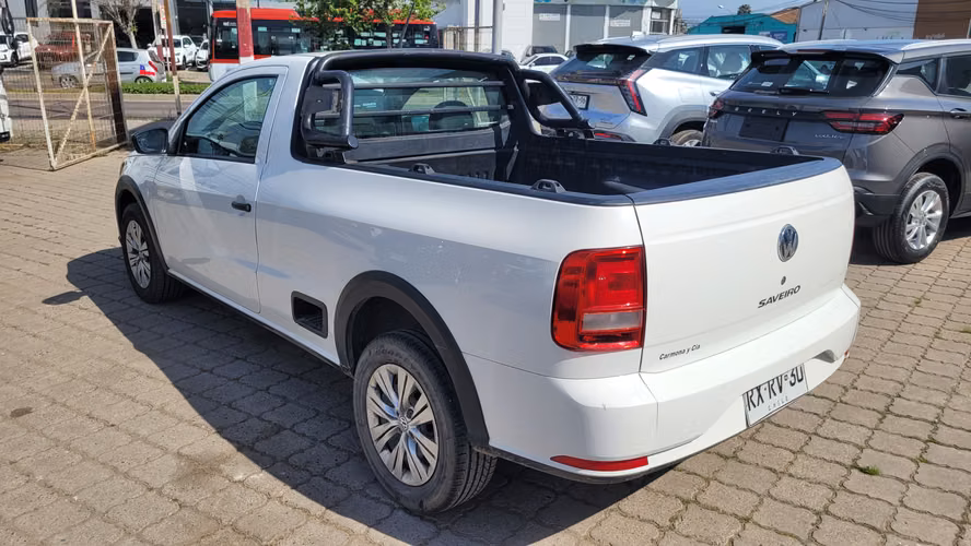 Volkswagen SAVEIRO DC 4X2 1.6 FULL MEC. 1.6 • 4x2 • Mecánica • 2023 - Imagen 5