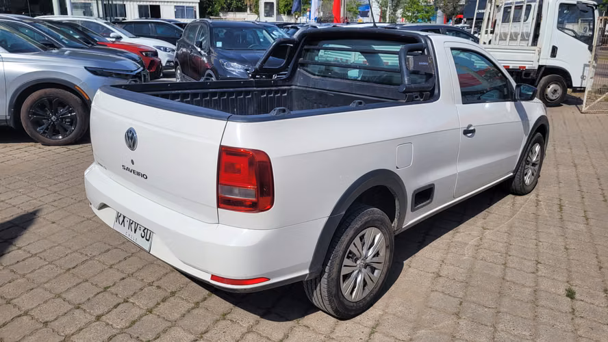 Volkswagen SAVEIRO DC 4X2 1.6 FULL MEC. 1.6 • 4x2 • Mecánica • 2023 - Imagen 8