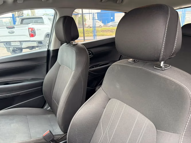 HYUNDAI I20 1.4 BI3 PLUS MT - Imagen 9