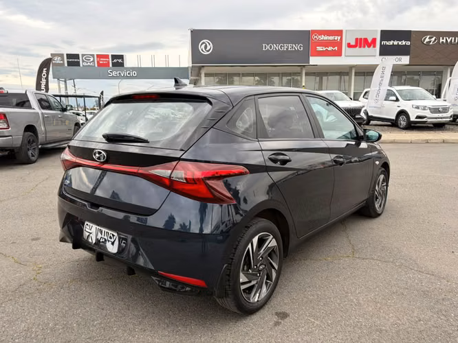 HYUNDAI I20 1.4 BI3 PLUS MT - Imagen 4