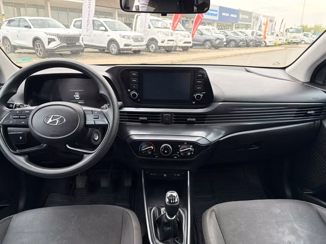 HYUNDAI I20 1.4 BI3 PLUS MT - Imagen 7