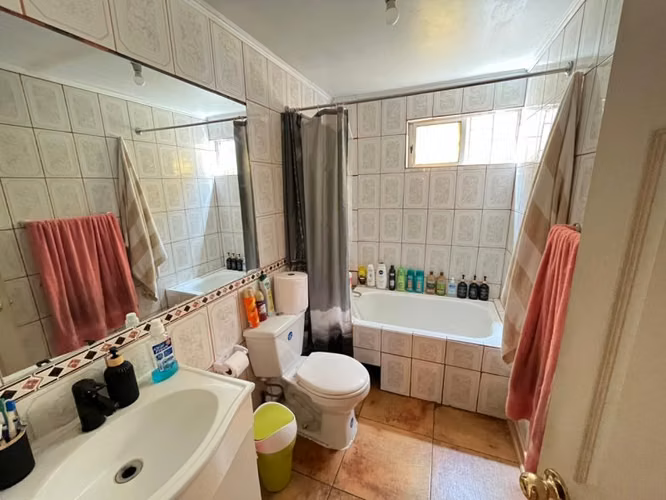 Casa en venta en psj Toconce a pasos de Salvador Allende - Imagen 4
