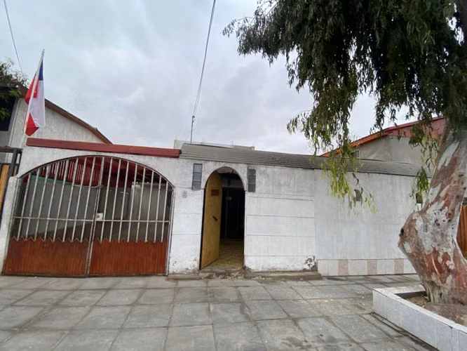 CASA EN VENTA EN PASAJE PUDAHUEL, SECTOR NORTE Antofagasta - Imagen 11