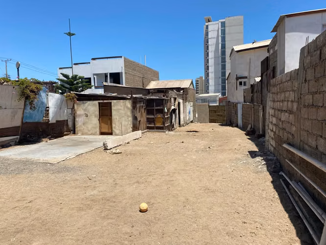Propiedad en Venta - Terreno 300 m² (10x30) - Hermógenes Alfaro $ - Imagen 5