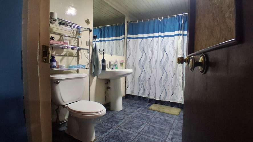CASA EN VENTA, EXCELENTE CONECTIVIDAD PASAJE CERRADO