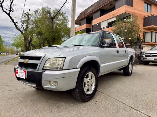 CHEVROLET S10 APACHE 2.4 MEC FULL AIRE SOLO 186.000 KM VER EN LAS CONDES 2008