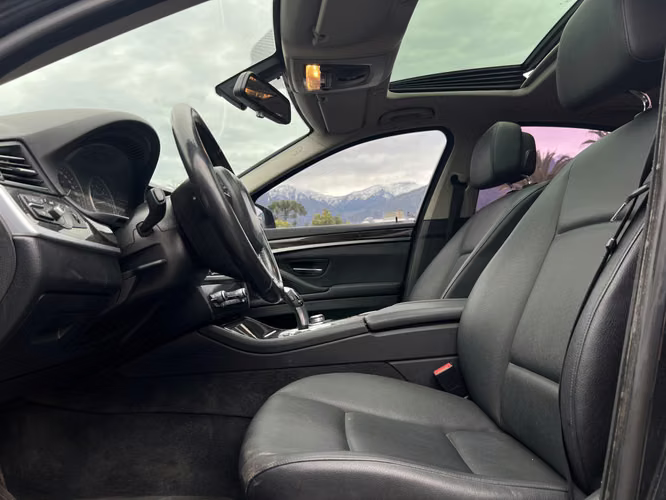 BMW 520 I 2.0 AUT 2013 - Imagen 18
