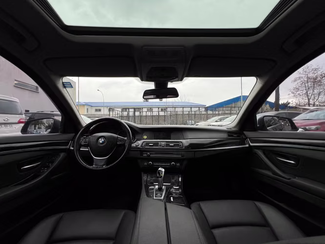 BMW 520 I 2.0 AUT 2013 - Imagen 12