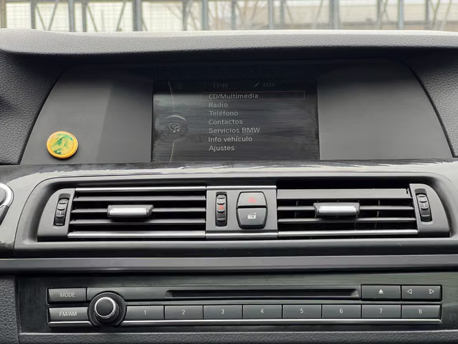 BMW 520 I 2.0 AUT 2013 - Imagen 8